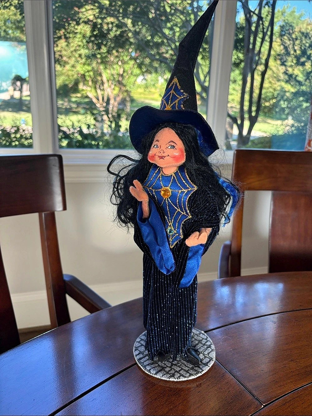 Annalee 15" Casting a Spell Witch doll from 2007